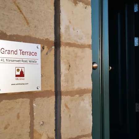 Grand Terrace 4 By Vallettastay Apartman *