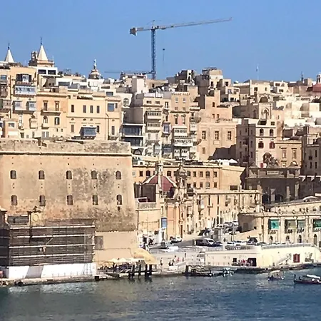 Grand Terrace 4 Διαμέρισμα *