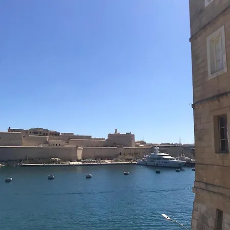 Grand Terrace 4 Διαμέρισμα *