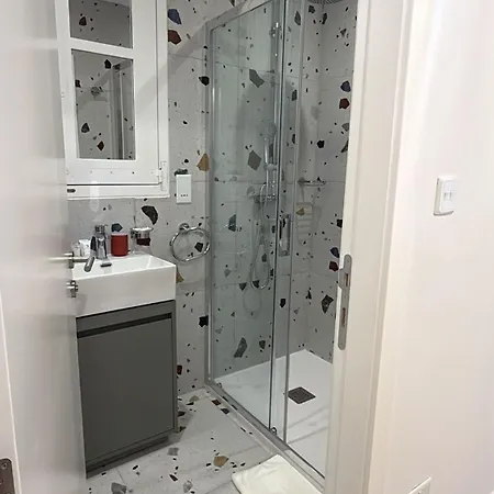 Διαμέρισμα Grand Terrace 4 *