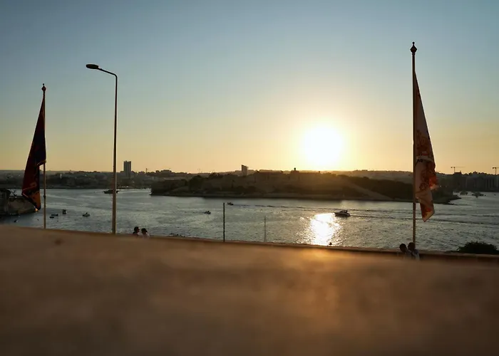 Grand Terrace 4 By Vallettastay Apartamento Valeta